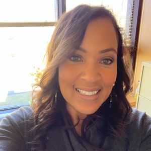 Meet your Posher, Carmen